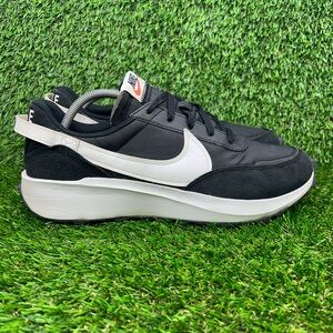 Nike waffle debut shoes size 11